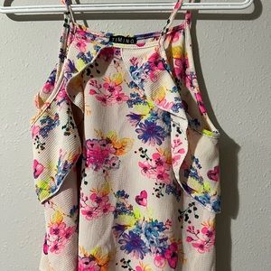 Floral top size small ruffle detail